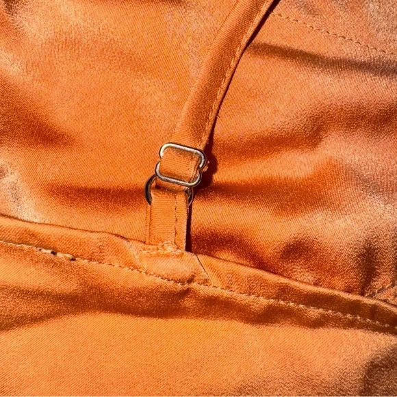 Forever 21 Satin Orange Handkerchief Crop Top | Lace Trim | Size M - Picture 8 of 9